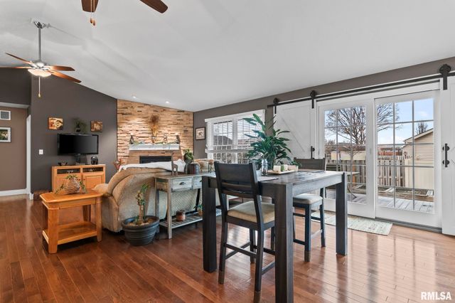 1115 Lost Tree Drive, Sherman, IL 62684