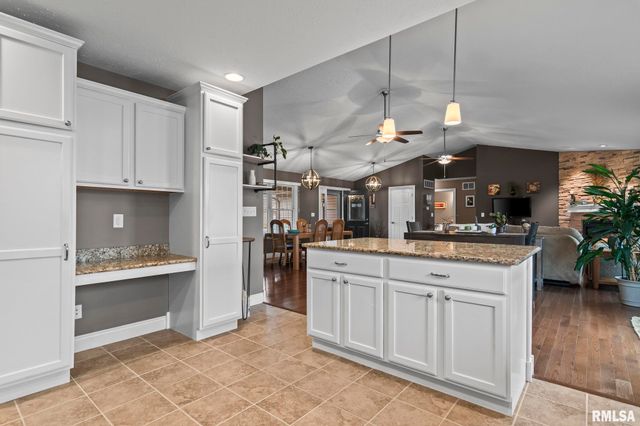 1115 Lost Tree Drive, Sherman, IL 62684