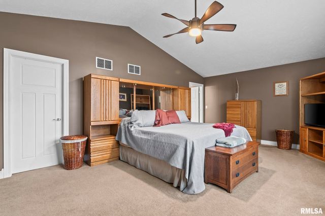 1115 Lost Tree Drive, Sherman, IL 62684