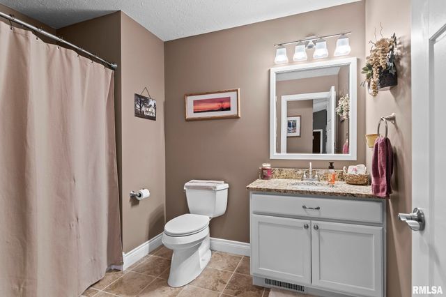 1115 Lost Tree Drive, Sherman, IL 62684