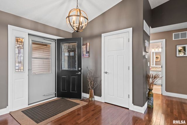 1115 Lost Tree Drive, Sherman, IL 62684