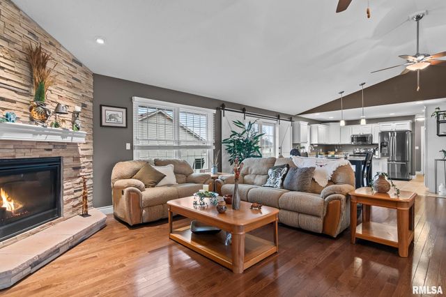 1115 Lost Tree Drive, Sherman, IL 62684