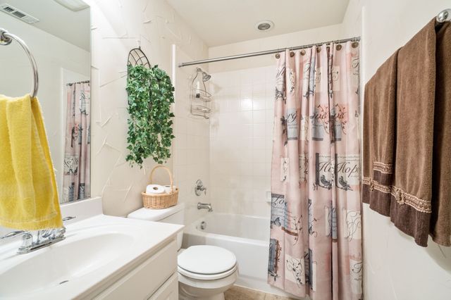 1141 Mission Lane, Lantana, TX 76226