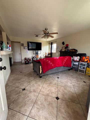 7360 Edythe Cir, Winton, CA 95388