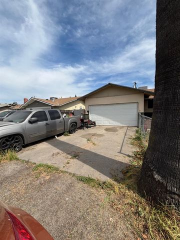 7360 Edythe Cir, Winton, CA 95388