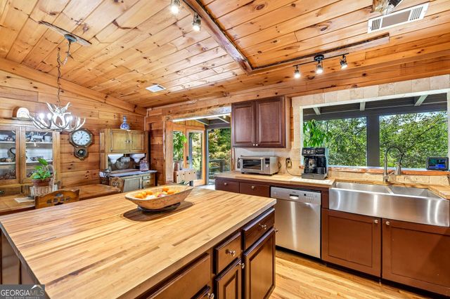 342 River Trail, Dahlonega, GA 30533