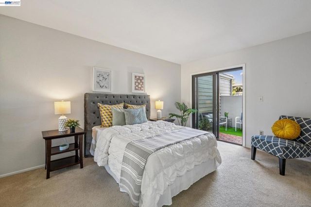 106 Purcell Dr, Alameda, CA 94502