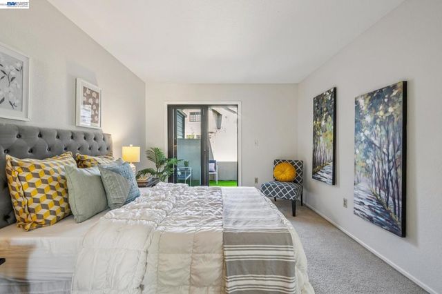 106 Purcell Dr, Alameda, CA 94502