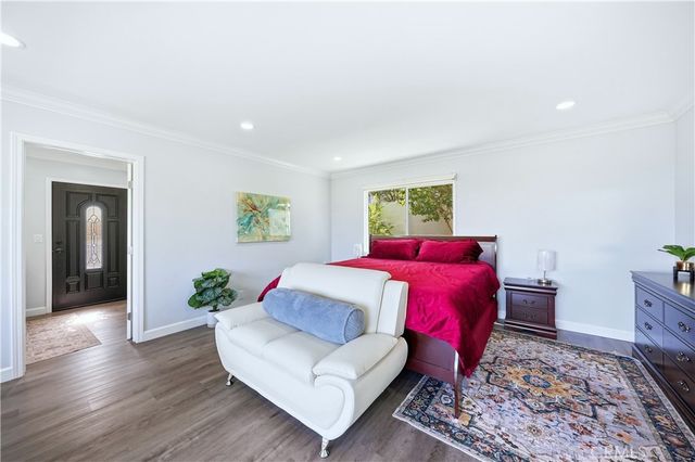 334 Anita Drive, Pasadena, CA 91105