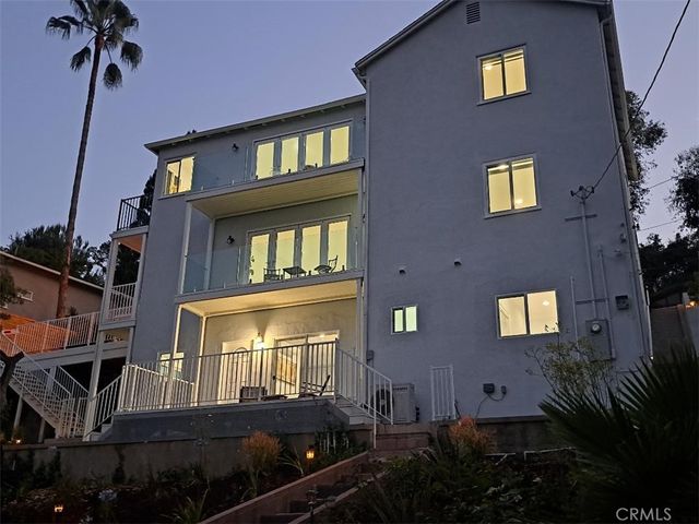 334 Anita Drive, Pasadena, CA 91105