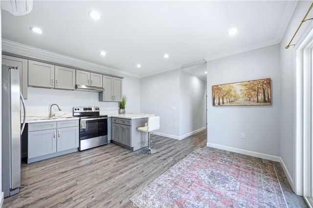 334 Anita Drive, Pasadena, CA 91105