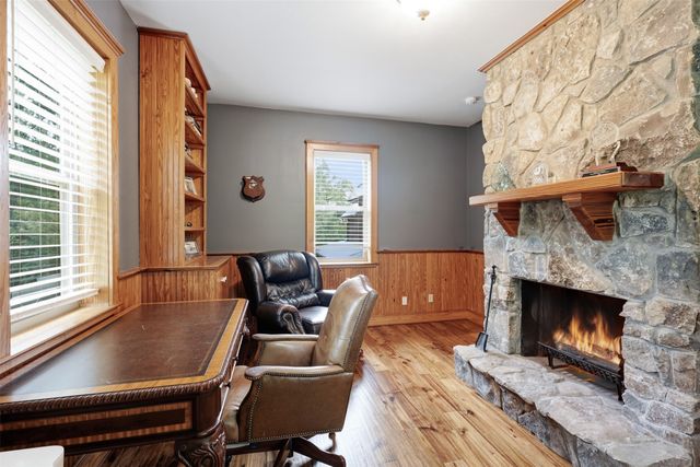 1100 Crazy Horse Trail, Burleson, TX 76028