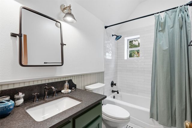1100 Crazy Horse Trail, Burleson, TX 76028