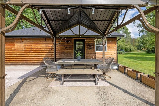 1621 Hogback Road, Sunbury, OH 43074