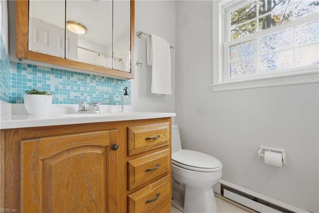 208 Great Hall CT, Virginia Beach, VA 23452