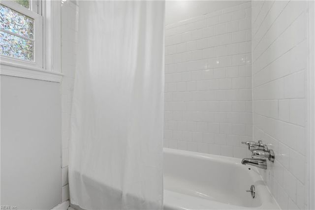 208 Great Hall CT, Virginia Beach, VA 23452