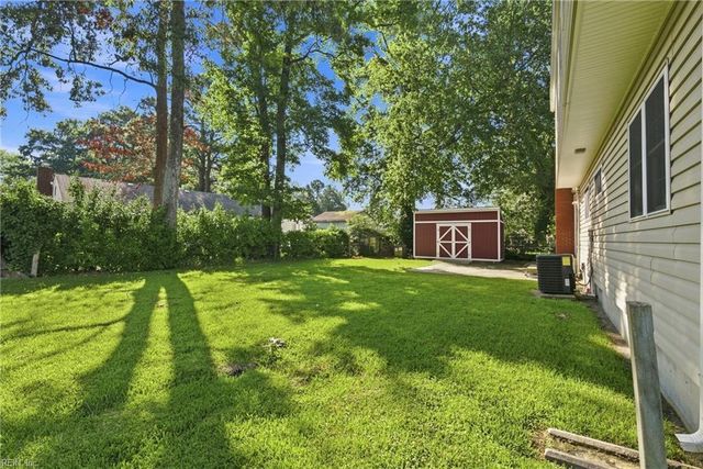 208 Great Hall CT, Virginia Beach, VA 23452