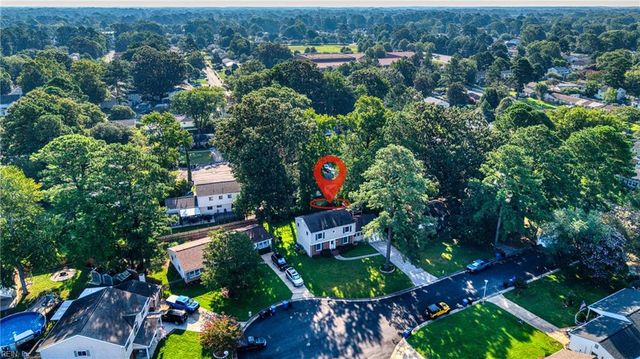 208 Great Hall CT, Virginia Beach, VA 23452