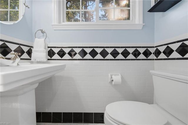 208 Great Hall CT, Virginia Beach, VA 23452