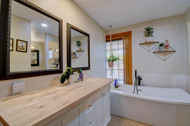 3406 Inman Court NE, Albuquerque, NM 87110