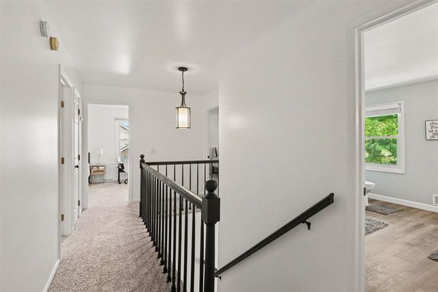 6670 Pleasantview Drive, Portage, MI 49024