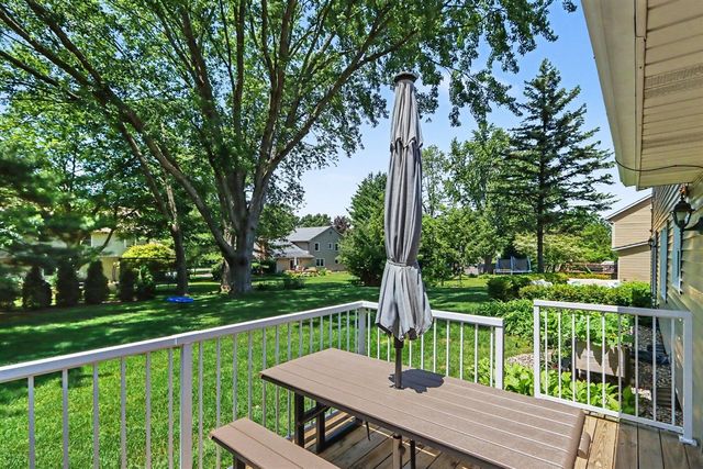 6670 Pleasantview Drive, Portage, MI 49024
