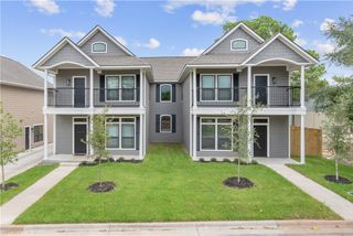 701 Turner Street, College Station, TX 77840