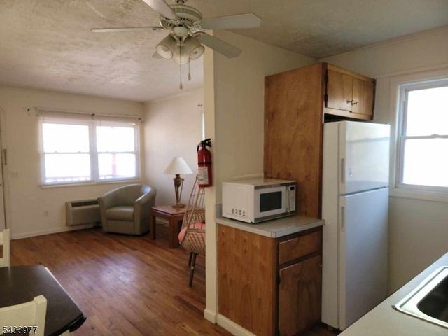 371 Lake Shore South E, Montague Twp., NJ 07827