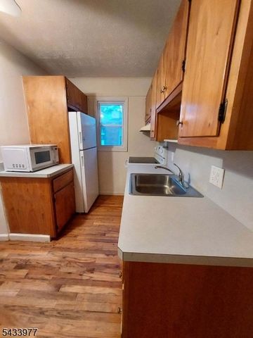 371 Lake Shore South E, Montague Twp., NJ 07827