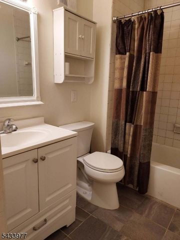 371 Lake Shore South E, Montague Twp., NJ 07827