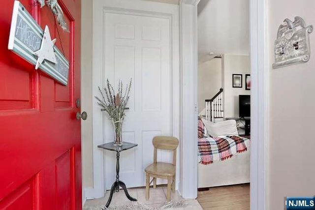 218 Hickory Avenue, Bergenfield, NJ 07621