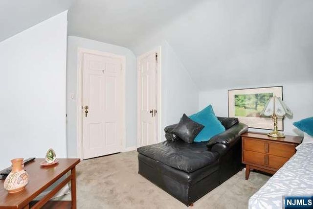 218 Hickory Avenue, Bergenfield, NJ 07621