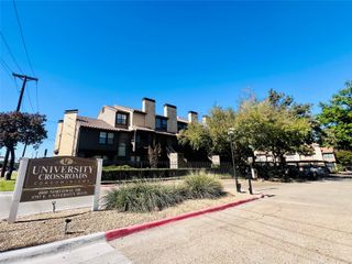 5757 E University Boulevard 27H, Dallas, TX 75206