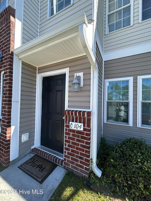 4513 Country Club Road C104, Morehead City, NC 28557
