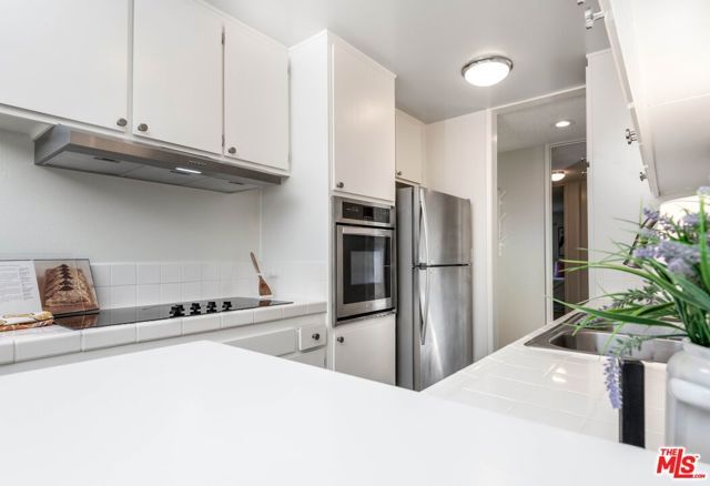 6050 CANTERBURY Drive G228, Culver City, CA 90230