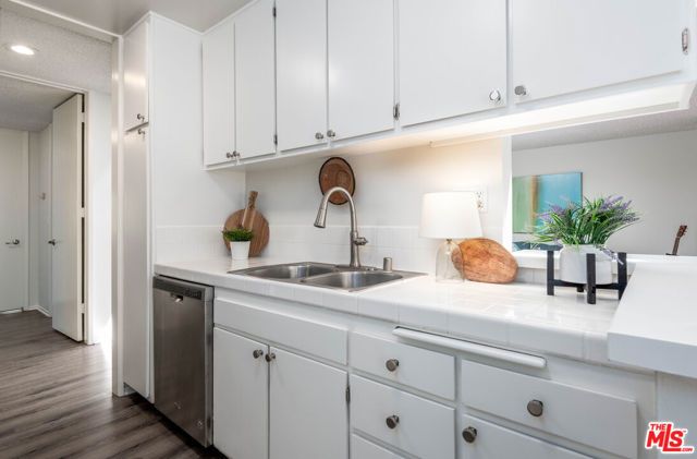 6050 CANTERBURY Drive G228, Culver City, CA 90230