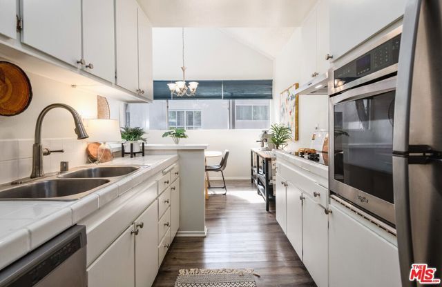 6050 CANTERBURY Drive G228, Culver City, CA 90230