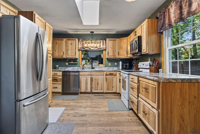 818 ROUBAIX DR, Rapid City, SD 57702