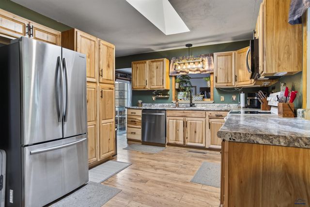 818 ROUBAIX DR, Rapid City, SD 57702