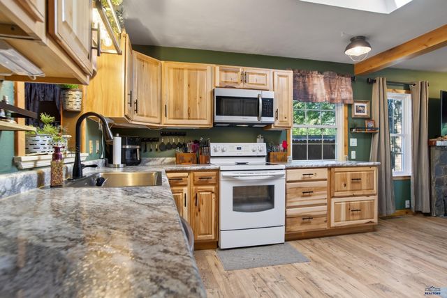 818 ROUBAIX DR, Rapid City, SD 57702