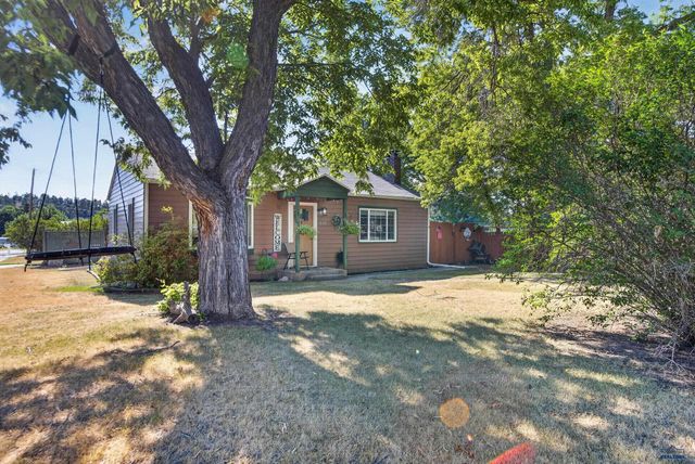 818 ROUBAIX DR, Rapid City, SD 57702