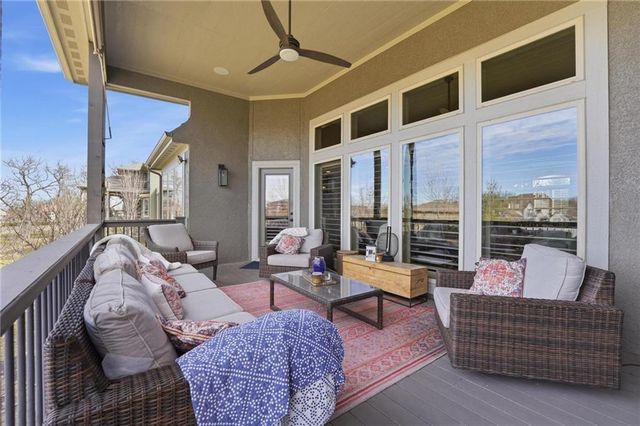 15516 Stearns Street, Overland Park, KS 66221