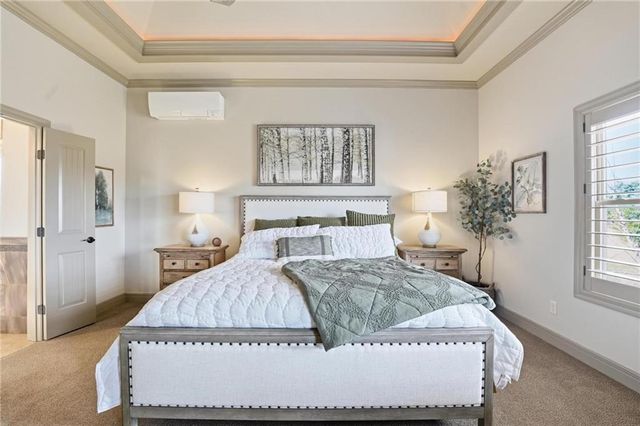 15516 Stearns Street, Overland Park, KS 66221