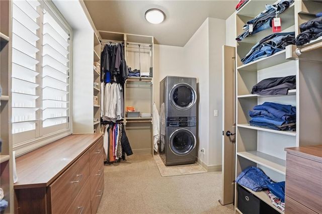 15516 Stearns Street, Overland Park, KS 66221