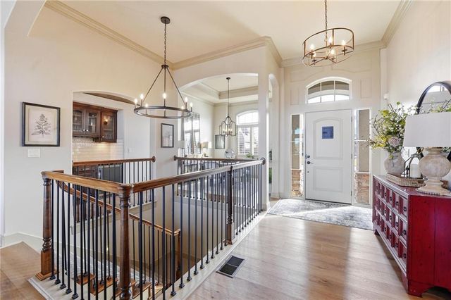 15516 Stearns Street, Overland Park, KS 66221