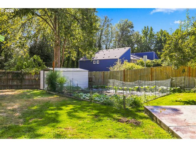 2320 Sw DOLPH Ct, Portland, OR 97219