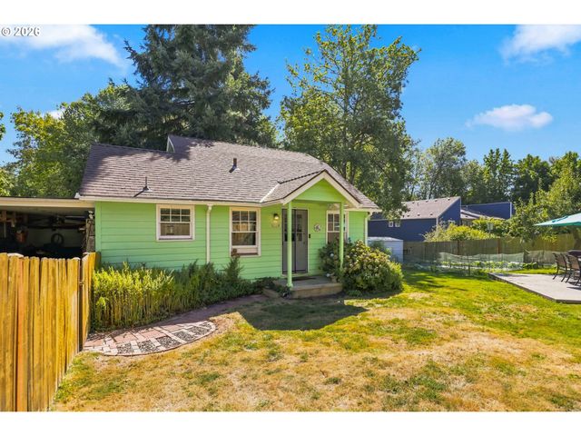 2320 Sw DOLPH Ct, Portland, OR 97219