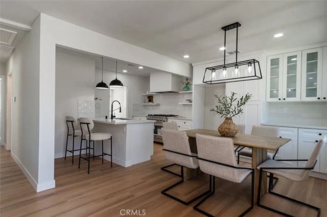 2432 Exposition Place, Los Angeles, CA 90018