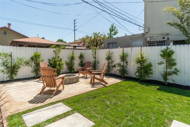 2432 Exposition Place, Los Angeles, CA 90018