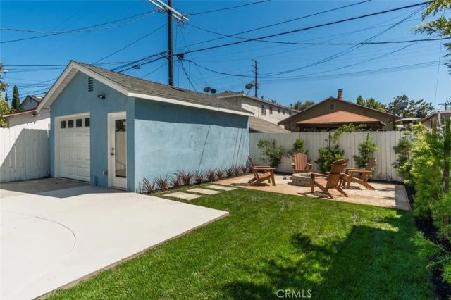 2432 Exposition Place, Los Angeles, CA 90018